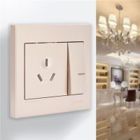 俊朗“墙饰告白”，感受家的味道