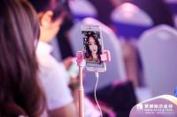 蒙娜丽莎瓷砖“2019轰轰烈烈”重点设计师盛典圆满举办