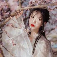 ​【YASLAN】新妆出镜心 明艳雅诗澜