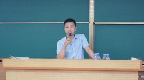 福建品牌策划专家詹军豪|应邀到新华都商学院分享“企业战略定位