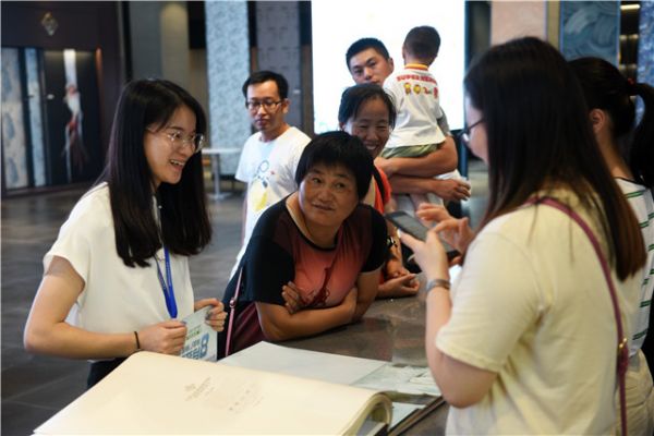 【领绣】8.11厂购日，从生产线到您家里我们只用了一步