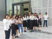 大自然家居惊现跳绳快闪，这一届上班族都这么野吗