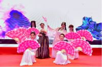 “八月国风 瑞想霓裳” 想的电热毛巾架年中酒会圆满举办