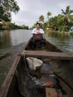 海尔印度为洪灾严重地区捐赠物资