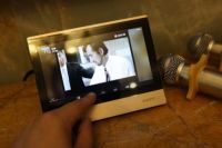 K歌/电影/音乐三合一，向往推出重磅家庭k歌主机