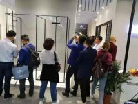 雷乐卫浴大动作频现展会，火力全开为世界造匠心淋浴房