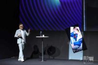 雷鸟科技推动大屏AI x IoT向未来进发