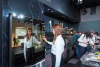 卡萨帝物联网双屏冰箱IFA展示饮食健康场景生态