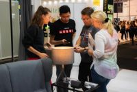 萤石携C3W全彩版亮相2019 IFA德国柏林国际消费电子展