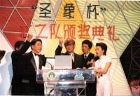 再度力挺中国国足，圣象霸气演绎大牌担当