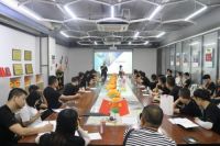 一群黑衣人齐聚厦门知户型！干了这么一件有意义的事....