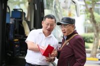 “尚海专列”黄浦区免费观光大巴首发仪式