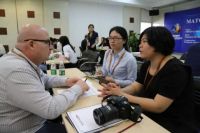 出口贸易受困，如何精准开拓国际客户？不看会哭！