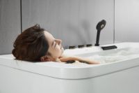 这个秋天，泡澡全靠TA来续命