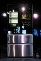 上海时装周：卡萨帝冰箱建立“黑标级”储鲜标准