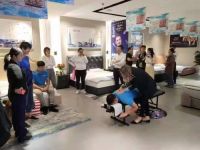 ICA专家引热潮连连，现场直击为什么金可儿全民护脊月这么