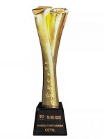 东鹏荣获CCTV《新中国成立70周年品牌盛典》70年70品牌