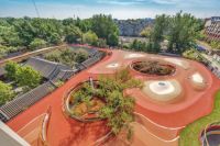 幼儿园设计师的巅峰之作“漂浮的运动场”