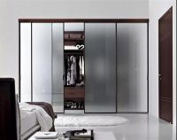 华府板材丨明星豪宅流行装这样的透明衣柜