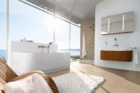 躺在浴缸里看海景是什么感觉？