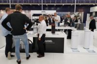 安吉尔厨房全能净水器到底有多惊艳 看看外国人反应就知道