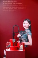 中国潮牌，能让“国货之光”更亮吗？