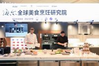 烹饪要寸步不离？卡萨帝智慧厨电“解放双手”