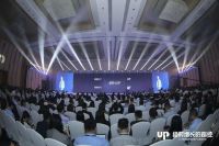 再添荣誉！鑫迪木门获2019中国家居产业品牌奖—消费者喜爱品牌