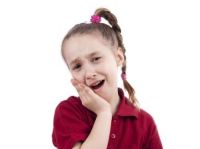 艾诗摩尔儿童U型牙刷，48秒给宝宝一个健康的口腔