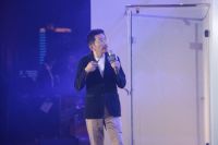 德立淋浴房，“浴”见更美好的自己