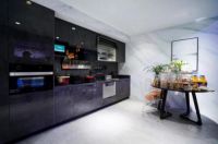 华帝家居：摩登外表下的产业雄心