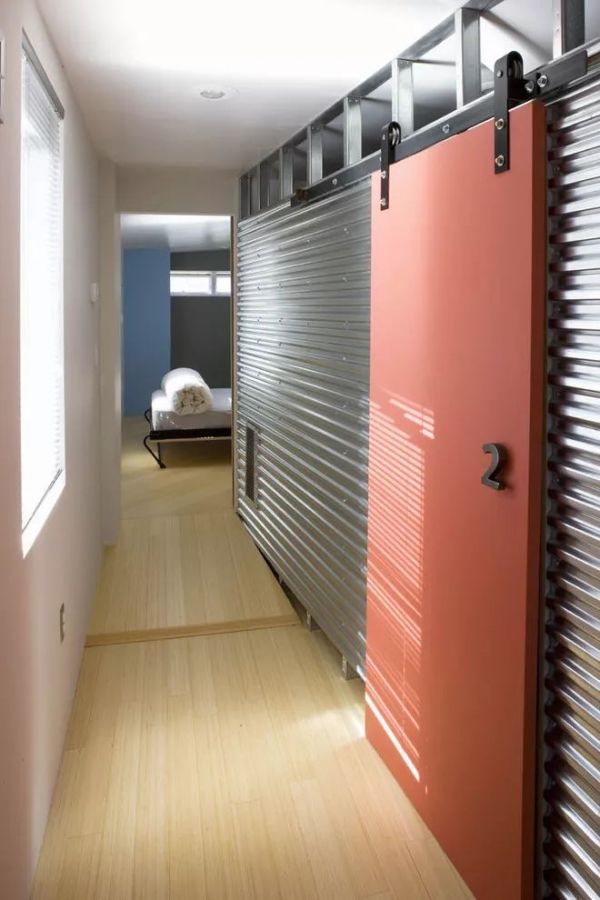超流行的几款隐藏门设计 打造真正的室内私密空间