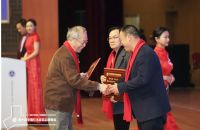 专注成就品牌，万家宜荣获“2019刺猬紫檀家具热门品牌”