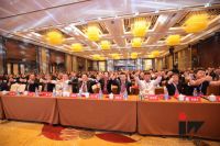 东鹏推出世界印象和健康砖产品，满足美好健康生活需求