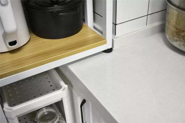 有了可组装的异形收纳架 厨房的死角也能被利用！