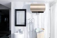 华凌厨卫无电洗黑科技，守护年轻人的解压澡