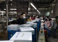 雪莱特提前复工 紫外线杀菌灯助力疫情抗击