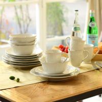 厨房油烟严重！几个清洁油渍技巧让厨房焕颜一新