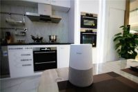 餐具消毒不必费心 放进海尔智慧消毒柜一句话的事儿