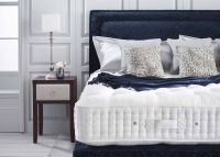 VISPRING完美睡眠空间丨罗浮宫进口馆藏你的美梦好物