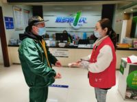 中奥物业：杭州一小区物业人日夜坚守 为居民撑起防控保护伞