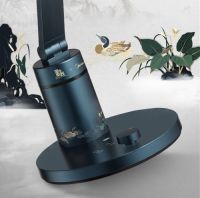 你离最潮国民女神，只隔着一款美的照明跨界护眼灯