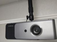 家里用投影仪好还是电视机好，看完这篇你就明白了