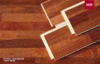 圣象三拼花圣丹尼番龙眼：时尚家的大魔术师