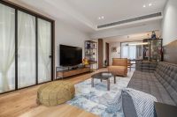 收藏达人改造139平的家 超多展示柜别具一格