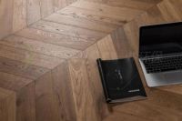 兔宝宝地板：汤豪斯·包豪斯系列|意式三层实木手工地板