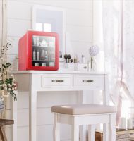 你的化妆品也需要呵护！HCK哈士奇美妆冰箱化身藏宝箱