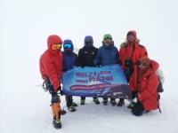 直面雪山 起而行之 |华耐登山队成功登顶海拔6178米玉珠峰