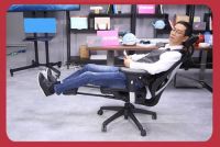 永艺办公椅表现豪横，吴晓波新国货首发淘宝直播 ~