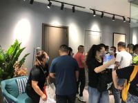 大自然木门携特斯拉亮相广州建博会，实力引爆加盟热潮！